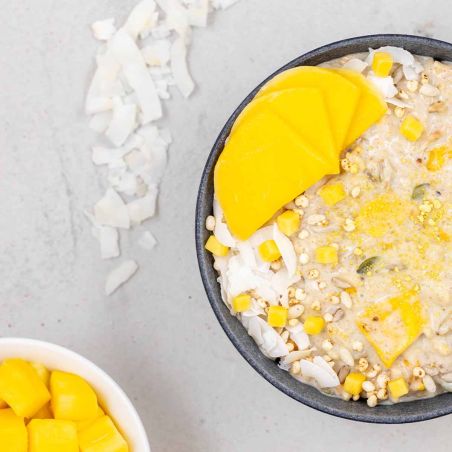 Arroz inflado con mango