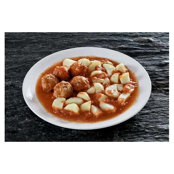 Albóndigas en salsa de tomate y patata